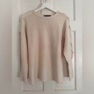 Tess Giberson cream sweater size small